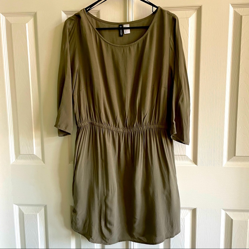 H&M dress with pockets